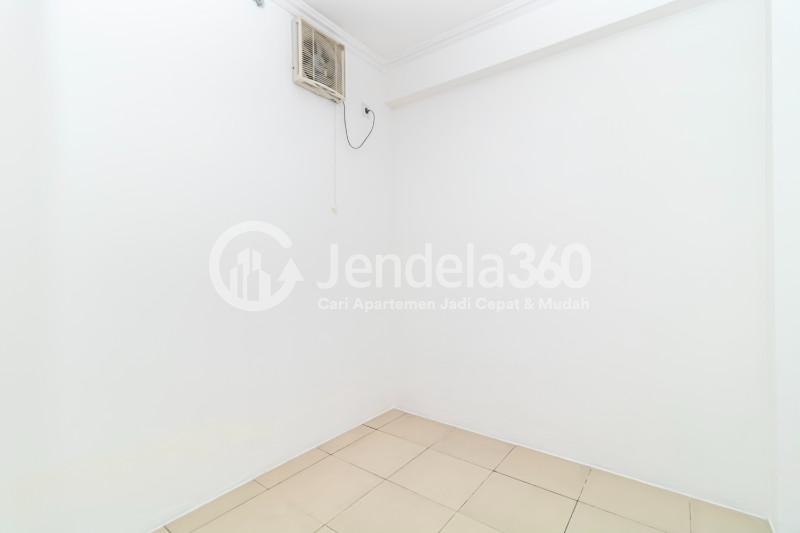 Bedroom 2 Kalibata City Green Palace 2BR Non Furnished