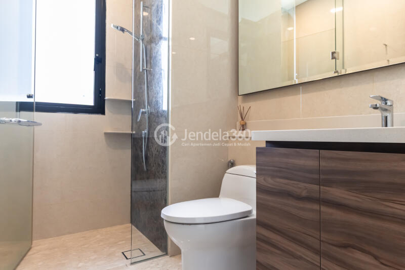 Bathroom Stylish 1BR Apartment at Condominium Marigold Navapark Apartment Tower 6