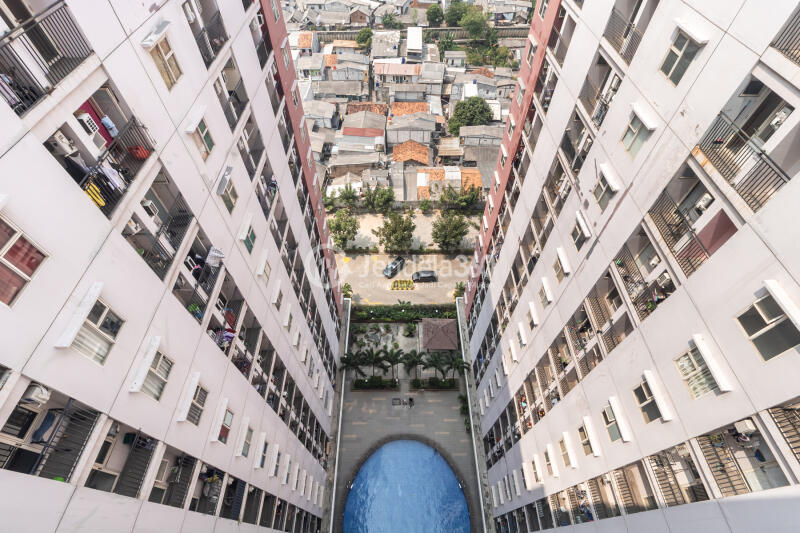 Balcony Green Park View Apartment 2BR Fully Furnished