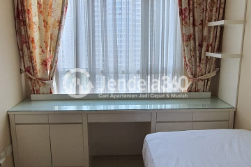 Bedroom 2 2BR Central Park Apartment at Middle Floor