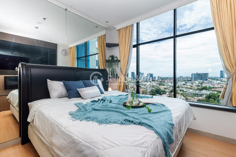 Bedroom 1 Stunning 2BR Apartment at Hamptons Park Apartment High Floor