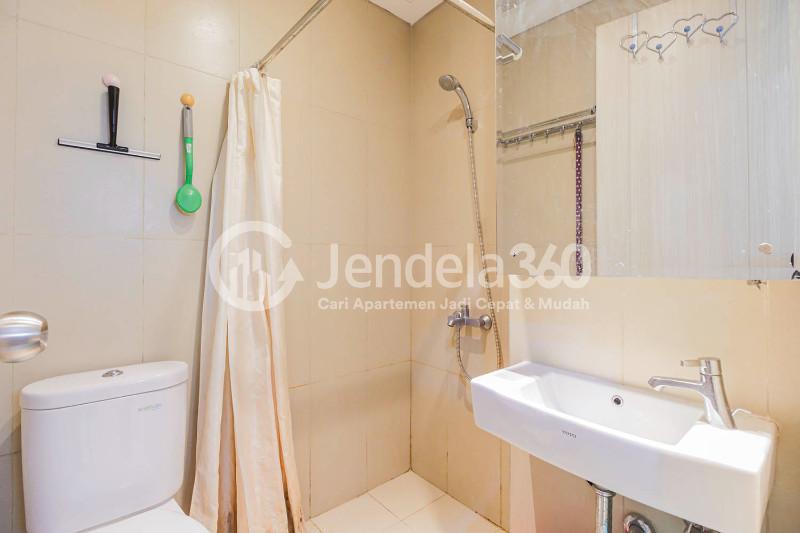 Bathroom Elpis Residence Apartment Studio Fully Furnished