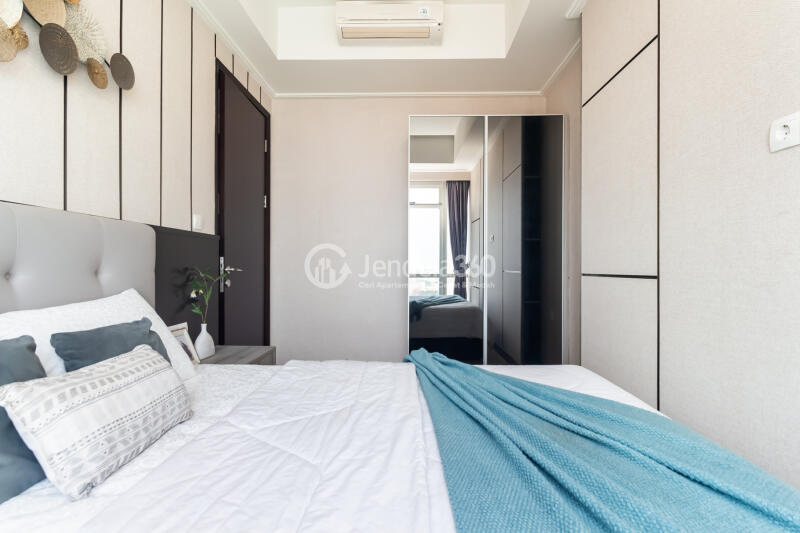 Bedroom 1 High Floor 2BR Apartment with City View at Menteng Park