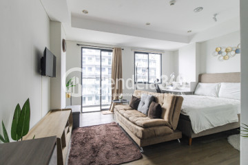 Bedroom Cozy Studio Apartment at Daan Mogot City Apartment Tower Blue Jay