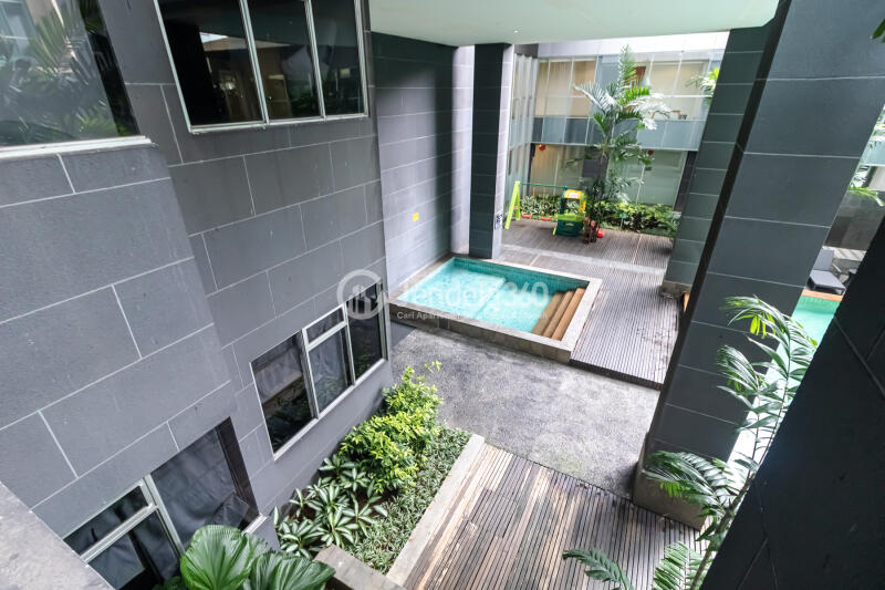 Balcony Trendy 2BR Apartment at Kuningan Place Apartment Tower Ultima