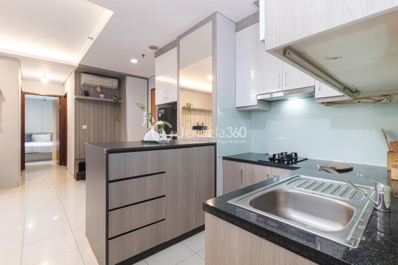 Kitchen Trendy 2BR Apartment at Kuningan Place Apartment Tower Ultima