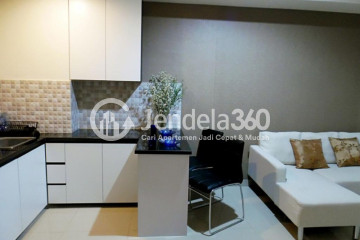 Kitchen Flawless 1BR Apartment Middle Floor with Swimming Pool View at Skyline Paramount Serpong