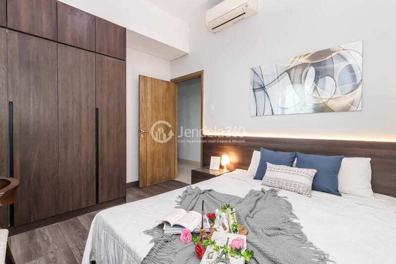 Bedroom Comfy 1BR Apartment at Southgate Residence Connected to AEON Mall Tanjung Barat