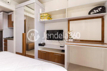 Bedroom Studio Woodland Park Residence Kalibata Apartment at Tower Trembesi