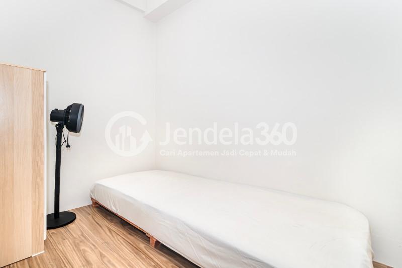Bedroom 2 Middle Floor 2BR Apartment with City View at Pancoran Riverside Apartment