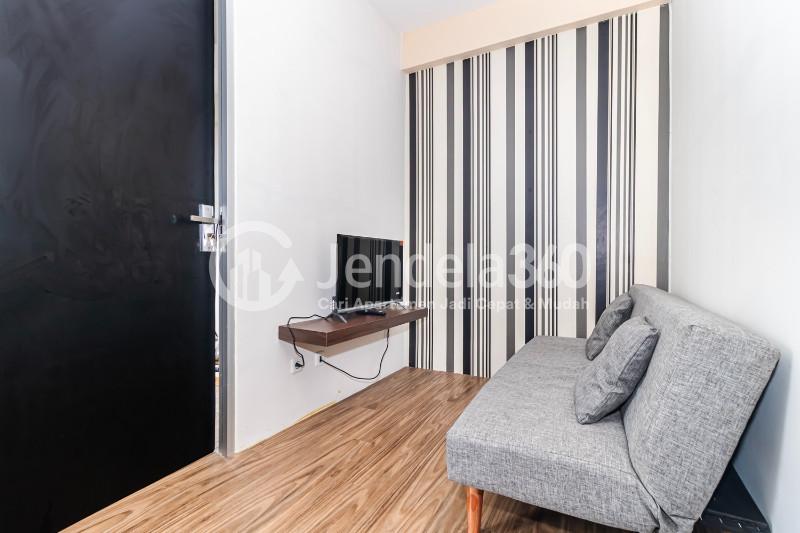 Living Room Middle Floor 2BR Apartment with City View at Pancoran Riverside Apartment