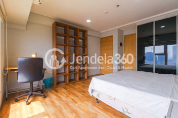 Bedroom 1 3BR Apartment at Maqna Residence with Stunning City Light View from Heights
