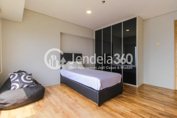 Bedroom 2 3BR Apartment at Maqna Residence with Stunning City Light View from Heights