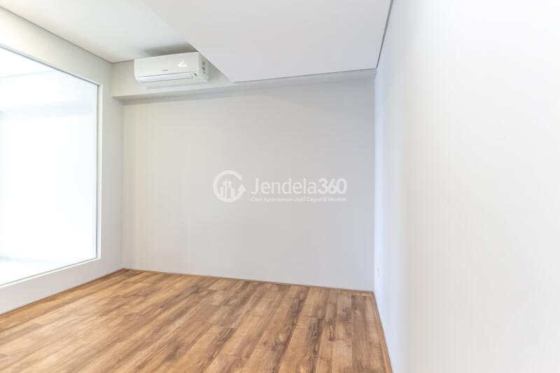 Bedroom 2 Restful 2BR Apartment Middle Floor with City View at Maqna Residence