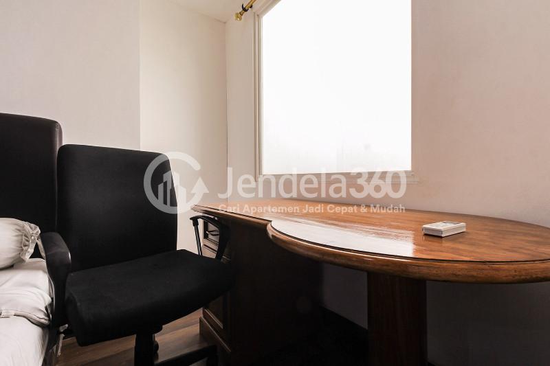 Bedroom 1 2BR Apartment with City View at AKR Gallery West Residence