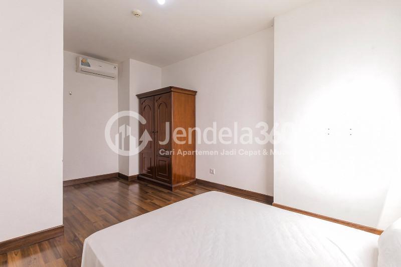 Bedroom 2 2BR Apartment with City View at AKR Gallery West Residence