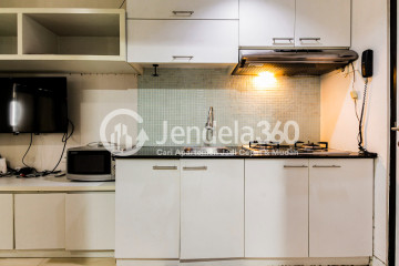 Kitchen Middle Floor Studio Apartment with City View at Tamansari Sudirman