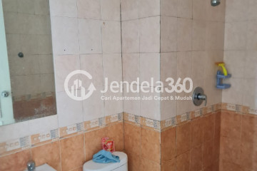 Bathroom 2BR MOI City Home Apartment at High Floor