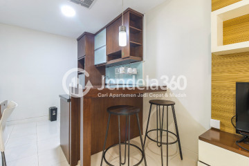 Kitchen Good Deal Studio Apartment Low Floor with City View at Tamansari Sudirman