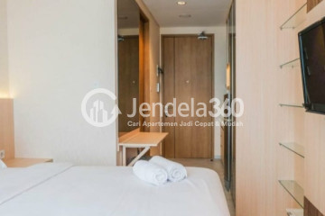 Bedroom Restful Studio Apartment High Floor with City View at Tree Park City