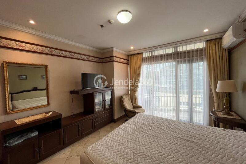 Bedroom 1 Relaxed 2BR Apartment Middle Floor with City View at Somerset Grand Citra Kuningan