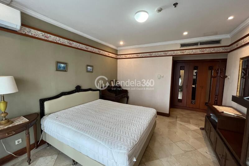 Bedroom 1 Relaxed 2BR Apartment Middle Floor with City View at Somerset Grand Citra Kuningan