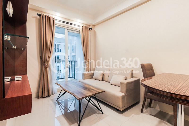 Living Room 2BR Apartment with City View at Signature Park Grande, 10 Mins to Halim Perdanakusuma Airport