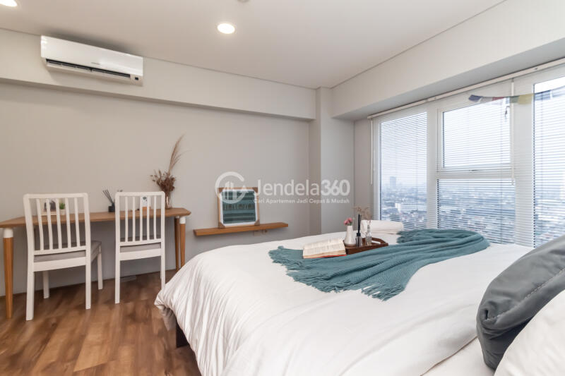 Bedroom 1 Strategic Location 2BR Apartment Middle Floor with City View at Maqna Residence