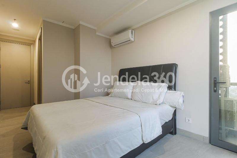 Bedroom 1BR Apartment with City View at Menara Jakarta Apartment