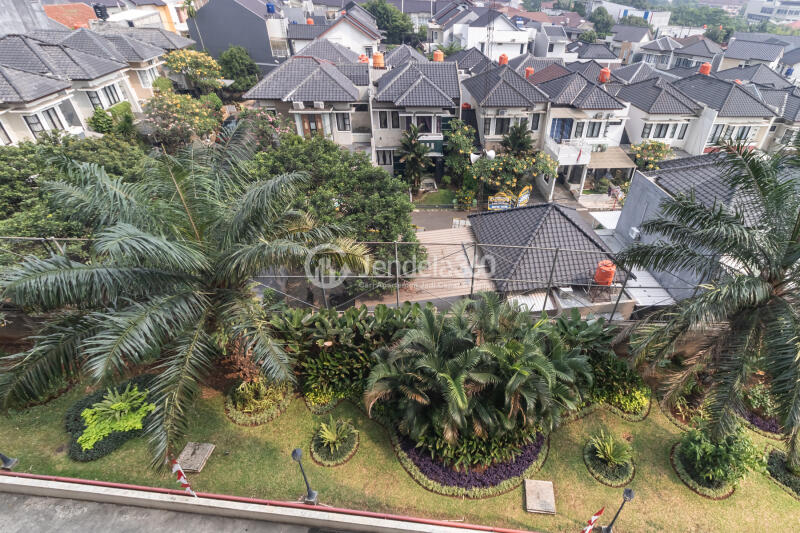 Balcony Well-Located Studio Apartment 10 Mins to JORR Toll Road
