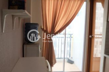 Bedroom Low Floor Studio Apartment with Swimming Pool View at Cinere Resort Apartment