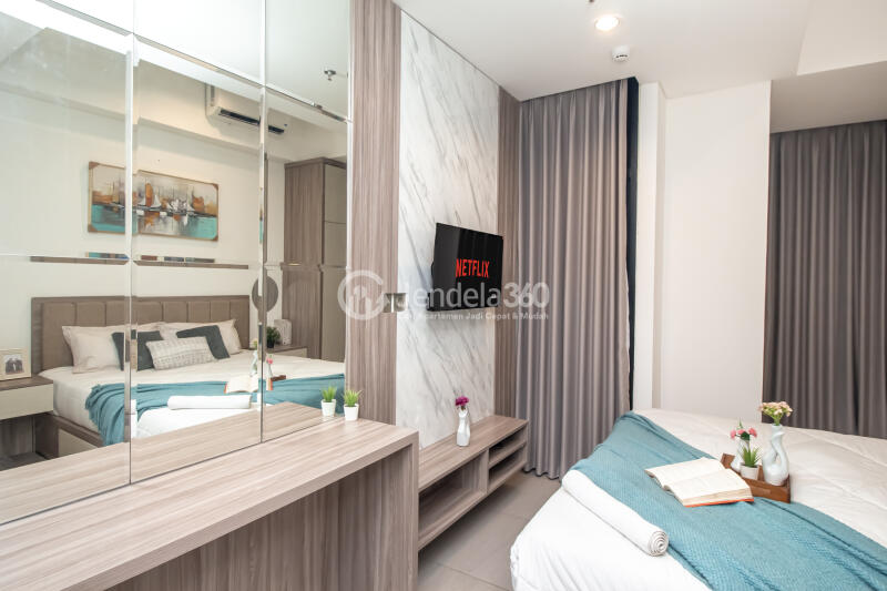 Bedroom Studio Fatmawati City Center Apartment at High Floor