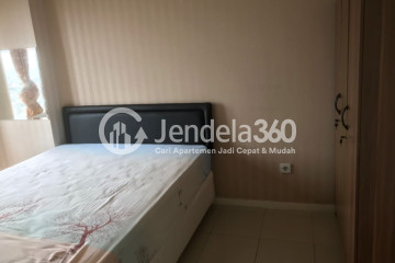 Bedroom 1 High Floor 2BR Apartment with City View at Green Lake Sunter Apartment