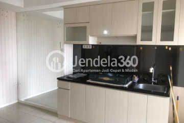 Kitchen High Floor 2BR Apartment with City View at Green Lake Sunter Apartment