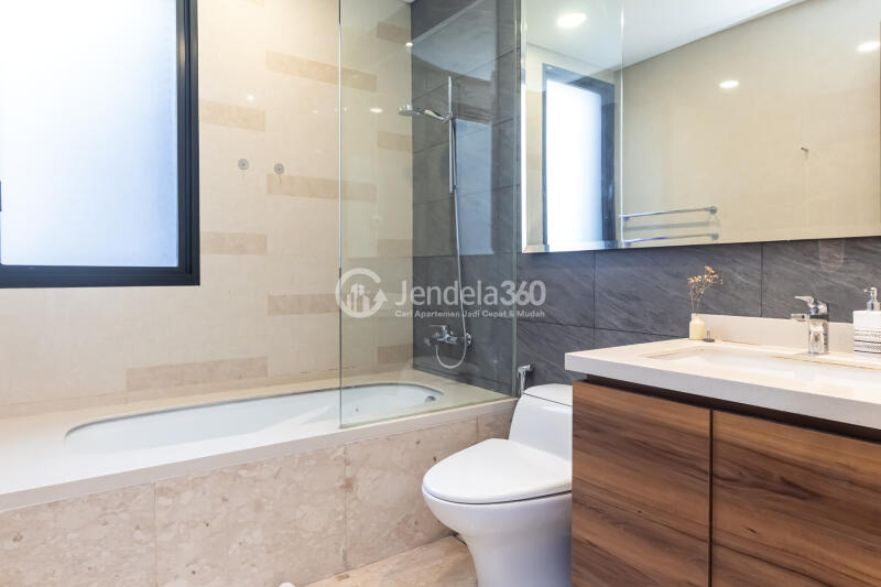 Bathroom Peaceful 2BR Apartment at Condominium Marigold Navapark Apartment Middle Floor
