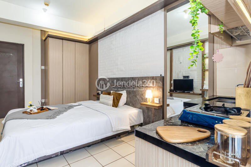 Bedroom Studio Puri Park View Apartment at Tower CB