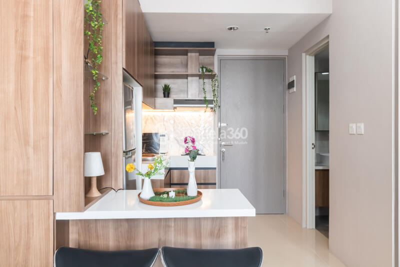 Living Room Fancy 1BR Apartment at Vasanta Innopark Apartment Low Floor