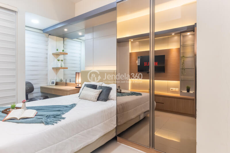 Bedroom Low Floor Studio Apartment with City View at Vasanta Innopark Apartment