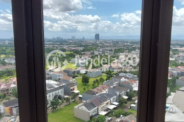 Balcony 1BR M Town Signature Serpong Apartment at High Floor