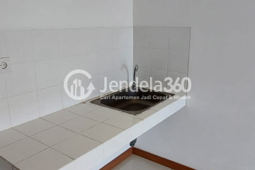 Kitchen 1BR M Town Signature Serpong Apartment at High Floor
