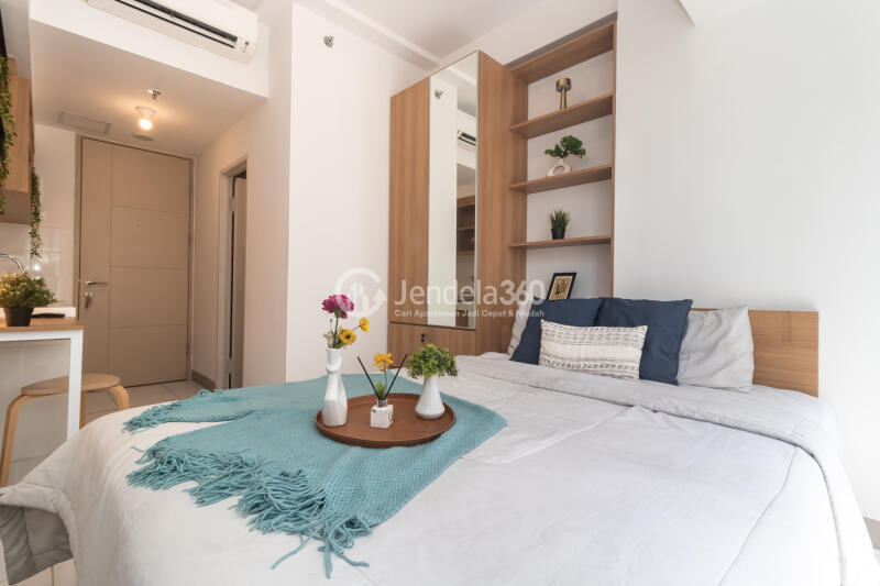 Bedroom Studio Apartment with City View at Tokyo Riverside Apartment