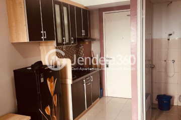 Kitchen Low Floor Studio Apartment with  View at Pakubuwono Terrace