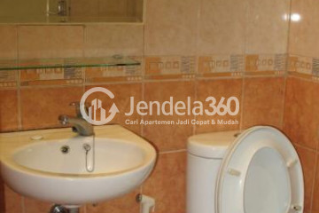 Bathroom 2BR MOI City Home Apartment at Low Floor