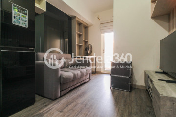 Living Room Tidy 2BR Apartment at The Springlake Summarecon Low Floor