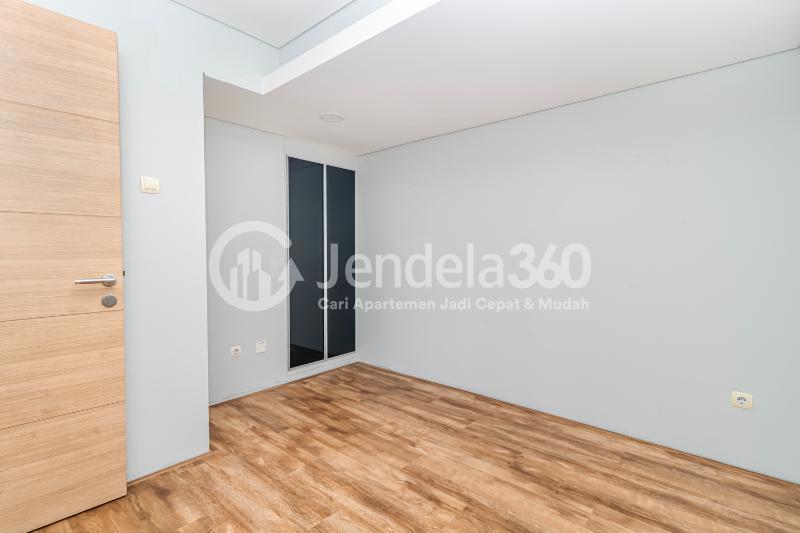 Bedroom 2 2BR Maqna Residence Apartment at Low Floor