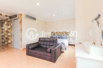 Bedroom 1 Middle Floor 2BR Apartment with Utara View at MOI Frenchwalk
