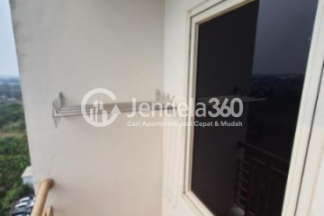 Balcony Middle Floor 2BR Apartment with Perkebunan View at Sentul Tower Apartment