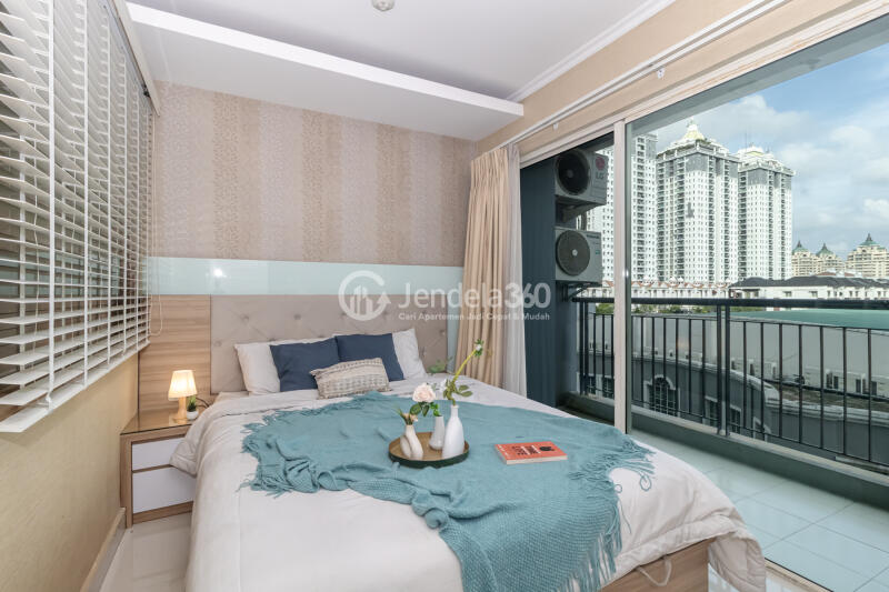 Bedroom Fancy 1BR Apartment Low Floor with  View at MOI City Home