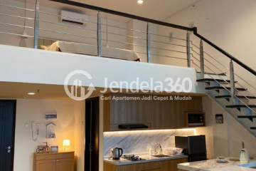 Living Room Trendy 1BR Apartment at Brooklyn Alam Sutera Apartment Low Floor
