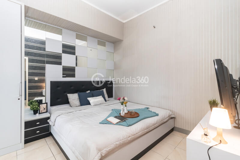 Bedroom 1 2BR Apartment with City View at Season City Apartment
